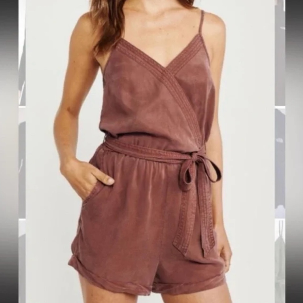 Abercrombie & Fitch Romper